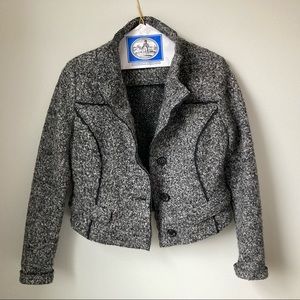 Chic French Style - Les Copains grey wool cropped jacket, size M.